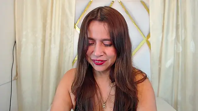 Snapshot of Heidy_Wells chatting on March 8, 2025, 12:09 pm Heidy Wells online show from March 8, 2025, 12:09 pm