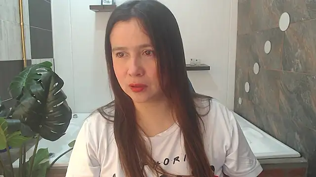 Heidy Wells online show from March 21, 2026, 1:04 pm