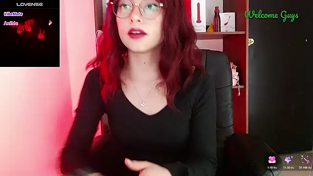 Snapshot of Celeste_Ford_18 chatting on January 11, 2026, 12:28 am Celeste Ford 18 online show from January 11, 2026, 12:28 am