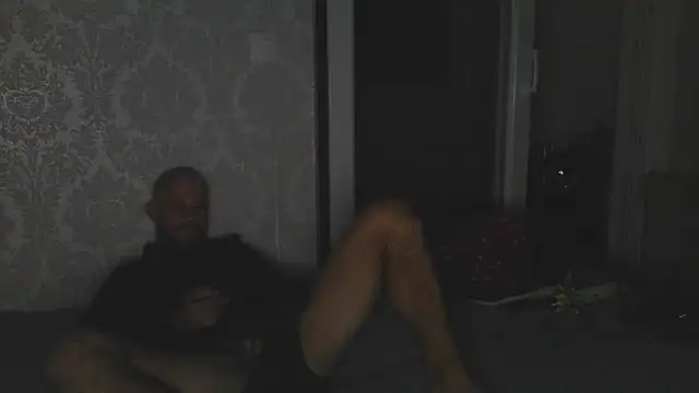 Snapshot of Zbochunec chatting on November 8, 2025, 3:21 am Zbochunec online show from November 8, 2025, 3:21 am