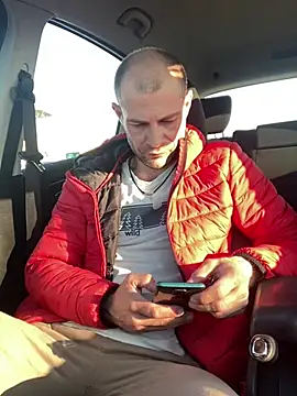 Snapshot of Zbochunec chatting on March 2, 2025, 3:30 pm Zbochunec online show from March 2, 2025, 3:30 pm