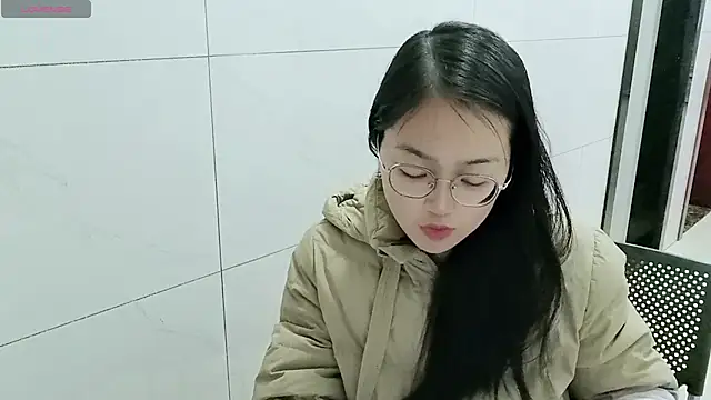 Snapshot of luoxuwen chatting on February 17, 2025, 2:53 am luoxuwen online show from February 17, 2025, 2:53 am