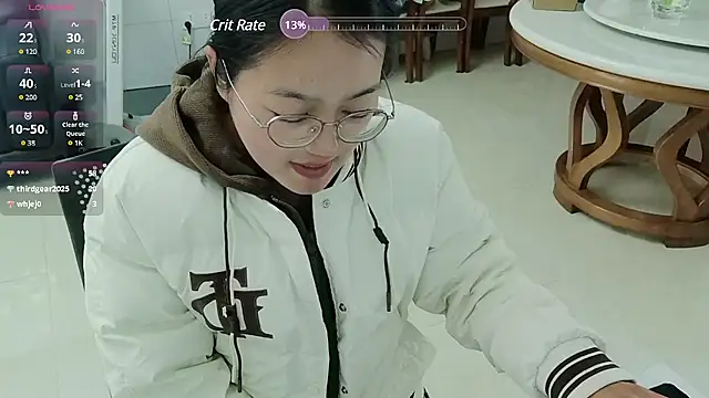 Snapshot of luoxuwen chatting on February 10, 2025, 5:25 am luoxuwen online show from February 10, 2025, 5:25 am