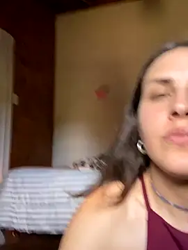 Snapshot of isadelasestrellas chatting on November 21, 2025, 5:56 pm isadelasestrellas online show from November 21, 2025, 5:56 pm