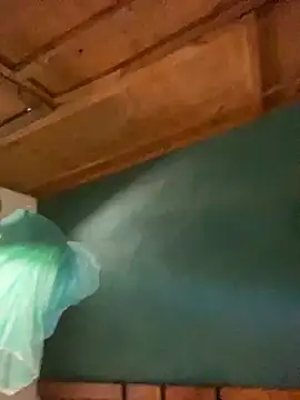 isadelasestrellas online show from March 19, 2026, 7:03 pm