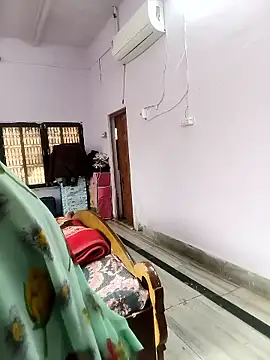 priya sharma02 online show from January 9, 2026, 6:53 am