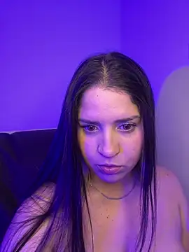 valentina jonnes1 online show from May 17, 2026, 4:01 am