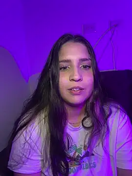 Snapshot of valentina_jonnes1 chatting on March 12, 2026, 5:45 am valentina jonnes1 online show from March 12, 2026, 5:45 am