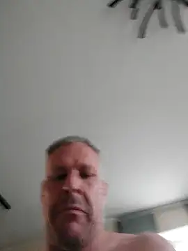 Snapshot of Hotti474 chatting on April 6, 2026, 4:52 pm Hotti474 online show from April 6, 2026, 4:52 pm