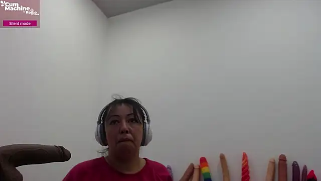 Snapshot of Drool_Sucker chatting on February 1, 2026, 12:03 pm Drool Sucker online show from February 1, 2026, 12:03 pm