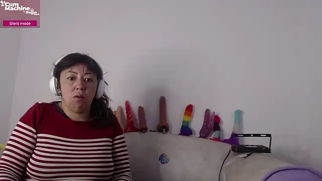 Snapshot of Drool_Sucker chatting on February 14, 2026, 12:16 pm Drool Sucker online show from February 14, 2026, 12:16 pm