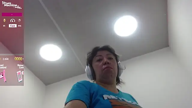 Snapshot of Drool_Sucker chatting on February 9, 2026, 12:14 pm Drool Sucker online show from February 9, 2026, 12:14 pm