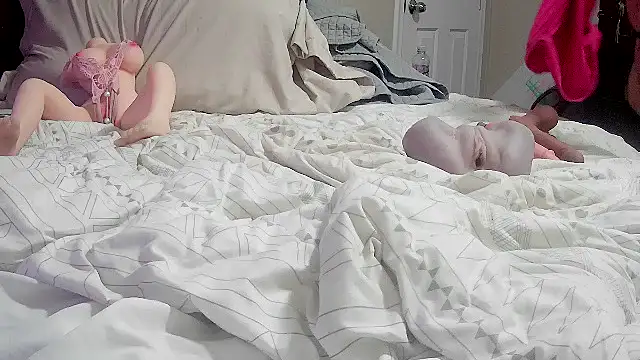 Snapshot of tattoofly563 chatting on November 10, 2025, 6:02 pm tattoofly563 online show from November 10, 2025, 6:02 pm