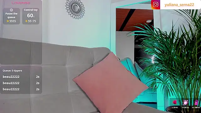 HellenHylls online show from January 15, 2026, 4:27 am