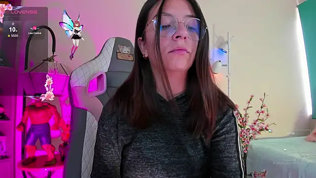 milly kenner online show from November 28, 2025, 2:39 pm