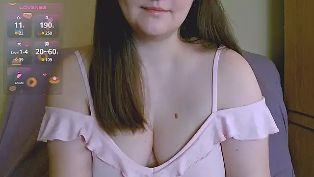Snapshot of ChubbyMaia chatting on February 5, 2025, 10:19 am ChubbyMaia online show from February 5, 2025, 10:19 am