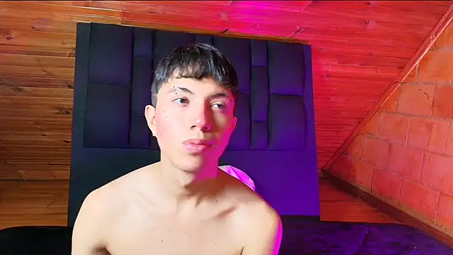 Justyn Ross online show from October 13, 2025, 4:30 pm