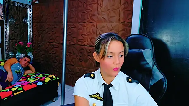 ValentinaAndTerry online show from October 4, 2025, 3:24 pm