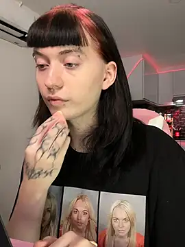 Snapshot of Vailyreb_ chatting on April 3, 2026, 3:02 am Vailyreb online show from April 3, 2026, 3:02 am