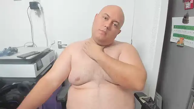 BigromeoXX online show from December 19, 2024, 8:55 pm