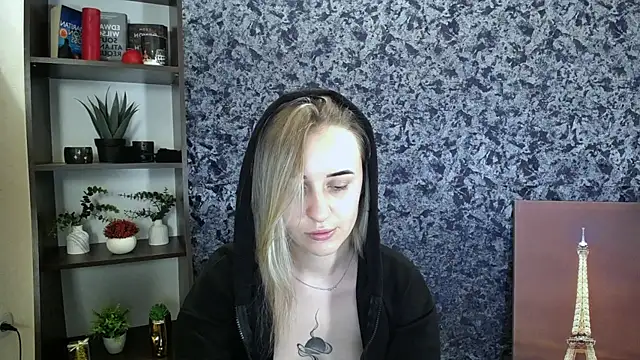  Nicole new online show from February 15, 2026, 2:49 pm