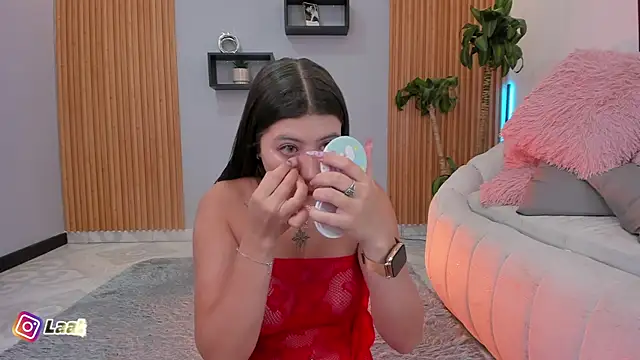 Snapshot of Aixaa_charles chatting on December 4, 2025, 12:04 pm Aixaa charles online show from December 4, 2025, 12:04 pm