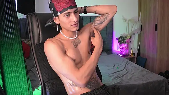 DemonKush-- online show from May 24, 2026, 10:42 pm