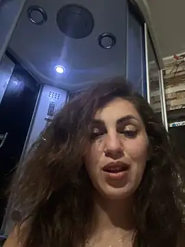 EmaSkyes online show from October 11, 2025, 5:47 pm