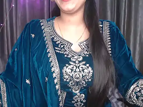 Sexy Myra18 online show from February 12, 2025, 12:55 pm