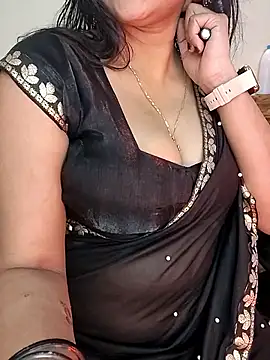 Snapshot of kaamuk_shweta chatting on September 13, 2025, 5:07 am kaamuk shweta online show from September 13, 2025, 5:07 am