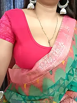 Snapshot of kaamuk_shweta chatting on March 20, 2025, 9:48 am kaamuk shweta online show from March 20, 2025, 9:48 am