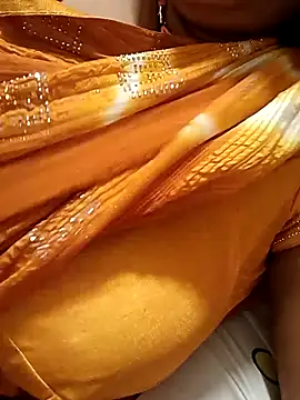Snapshot of kaamuk_shweta chatting on September 14, 2025, 5:46 pm kaamuk shweta online show from September 14, 2025, 5:46 pm
