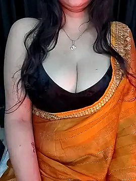 Snapshot of kaamuk_shweta chatting on September 10, 2025, 9:58 pm kaamuk shweta online show from September 10, 2025, 9:58 pm