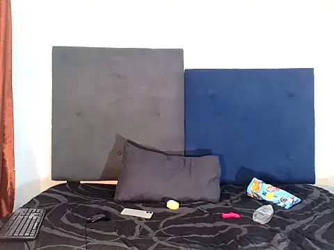 ReginaStar16 online show from March 17, 2025, 11:46 pm