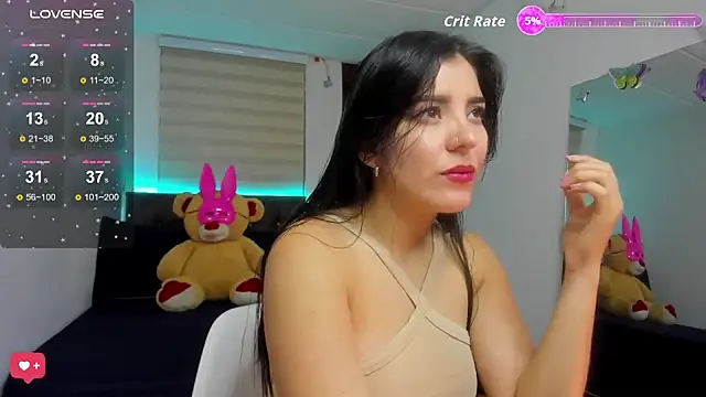 Snapshot of Luxxur69 chatting on September 18, 2025, 10:57 pm Luxxur69 online show from September 18, 2025, 10:57 pm