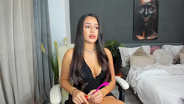 Sonia  Rey online show from October 17, 2025, 7:22 am