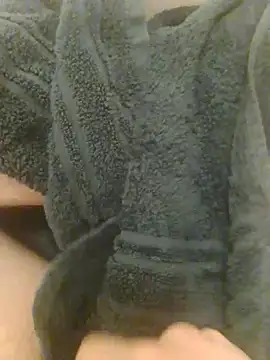 Snapshot of krissraw chatting on March 7, 2026, 6:24 pm krissraw online show from March 7, 2026, 6:24 pm