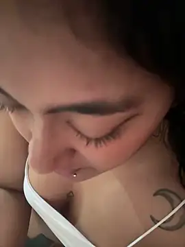 Snapshot of pawmistry chatting on February 9, 2026, 8:07 pm pawmistry online show from February 9, 2026, 8:07 pm