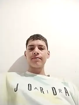 LeadingBeggar online show from November 21, 2025, 11:26 pm