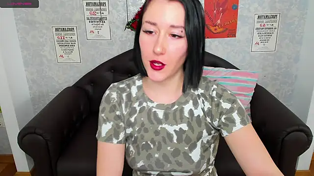 Snapshot of adell_berry chatting on January 23, 2025, 4:52 am adell berry online show from January 23, 2025, 4:52 am