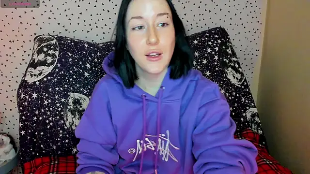 Snapshot of adell_berry chatting on February 12, 2026, 2:11 am adell berry online show from February 12, 2026, 2:11 am