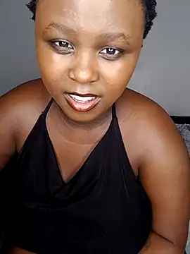 Dark Berry 26 online show from April 28, 2026, 2:27 am