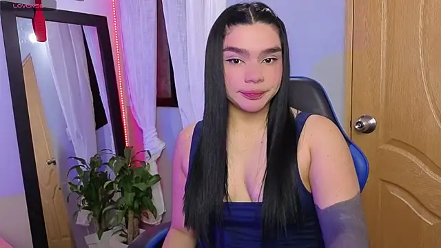 Veronica 111 online show from July 28, 2026, 3:47 am