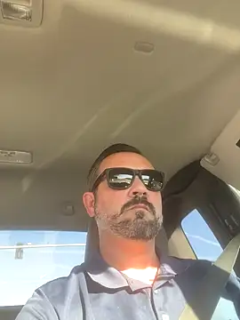 Snapshot of Thehandyman420 chatting on November 3, 2025, 10:13 pm Thehandyman420 online show from November 3, 2025, 10:13 pm