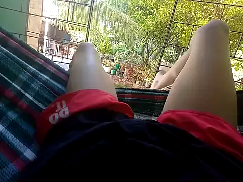 Joaozynx69 online show from December 9, 2024, 6:14 pm