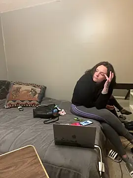 Snapshot of BigJohnson06 chatting on December 29, 2024, 8:44 am BigJohnson06 online show from December 29, 2024, 8:44 am