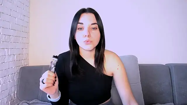 Snapshot of Kate_Ree chatting on October 20, 2025, 4:58 am Kate Ree online show from October 20, 2025, 4:58 am