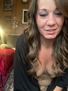 Snapshot of Shelby4yu chatting on December 3, 2024, 9:39 pm Shelby4yu online show from December 3, 2024, 9:39 pm