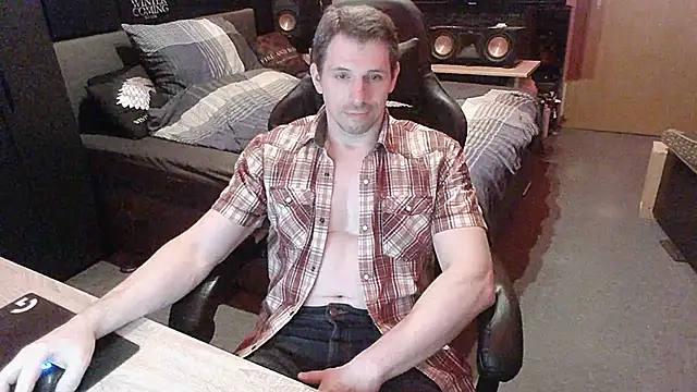 dreamwallker21 online show from August 2, 2026, 7:22 pm