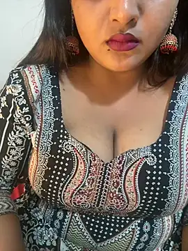 Ayesha mahi online show from November 27, 2025, 7:53 am